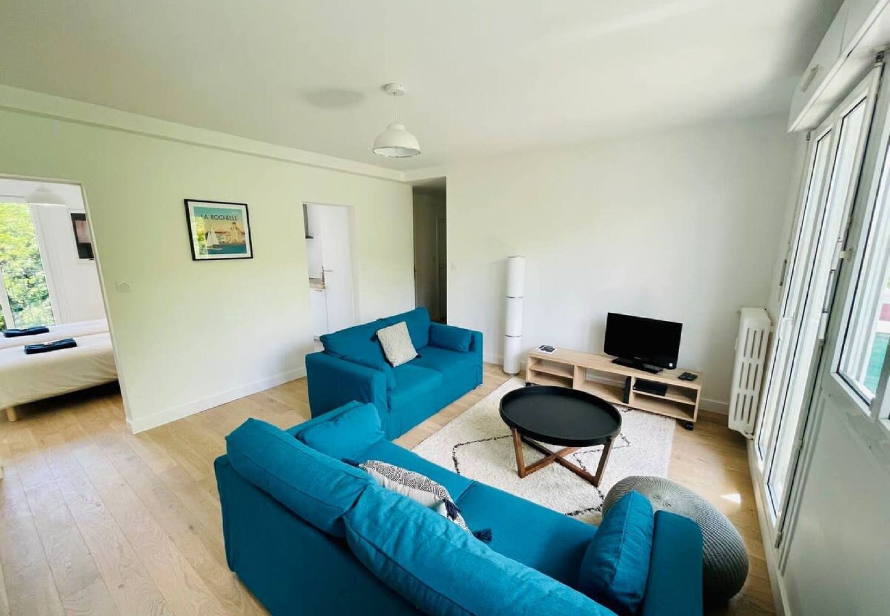 Apartment in La Rochelle - Le Cordeliers Confort - Parking Wifi 