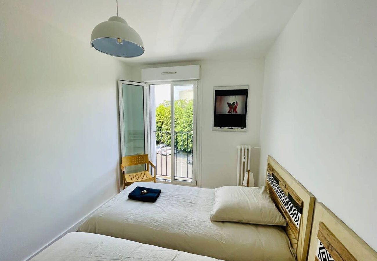 Apartment in La Rochelle - Le Cordeliers Confort - Parking Wifi 