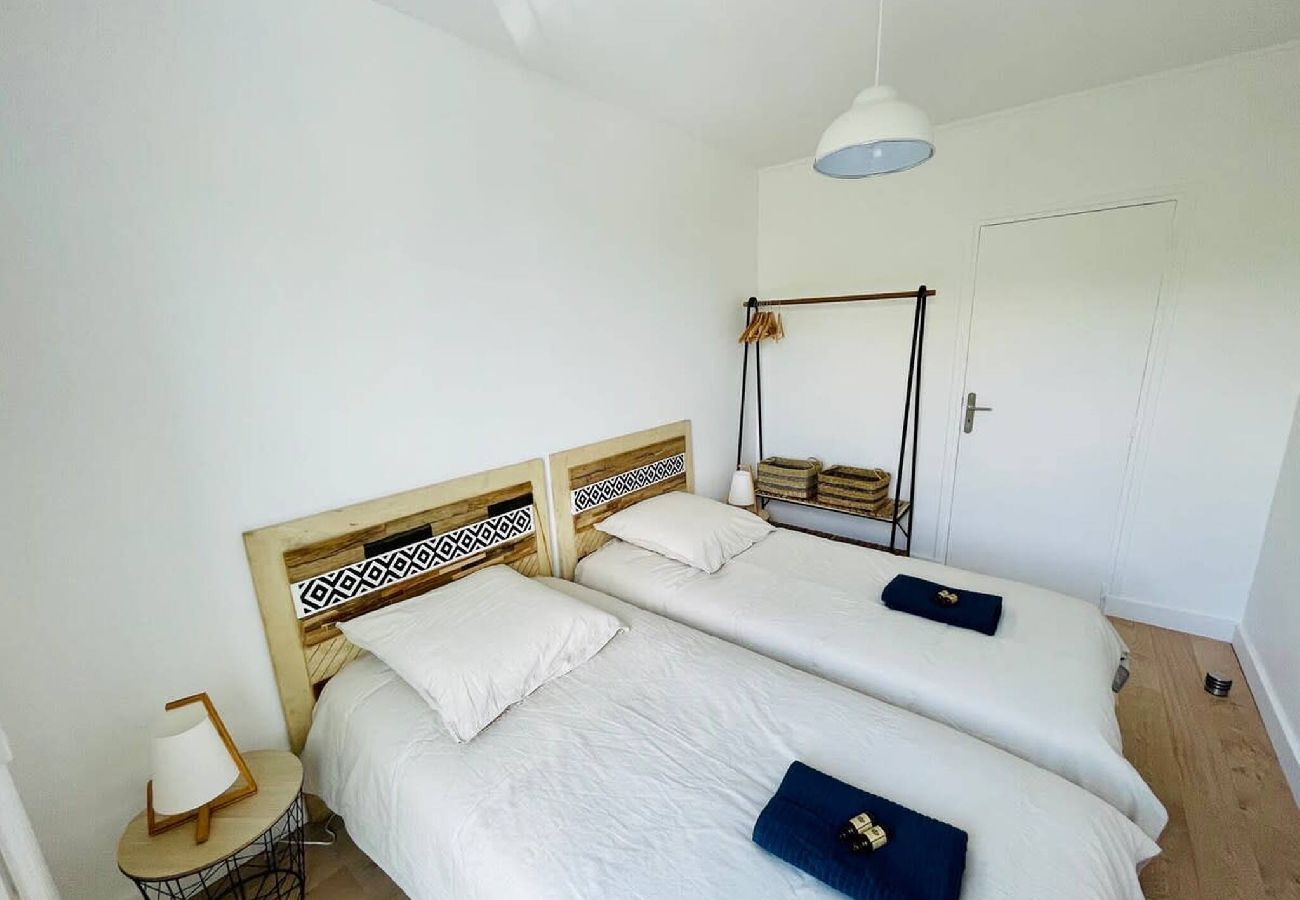 Apartment in La Rochelle - Le Cordeliers Confort - Parking Wifi 