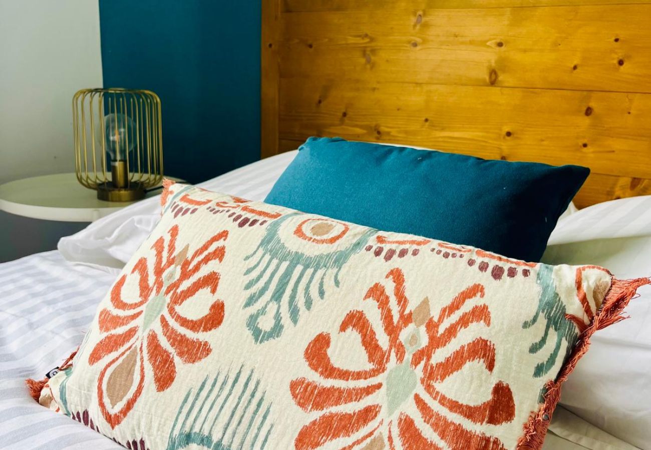 Rent by room in La Rochelle - Centre ville, chambre à louer en colocation