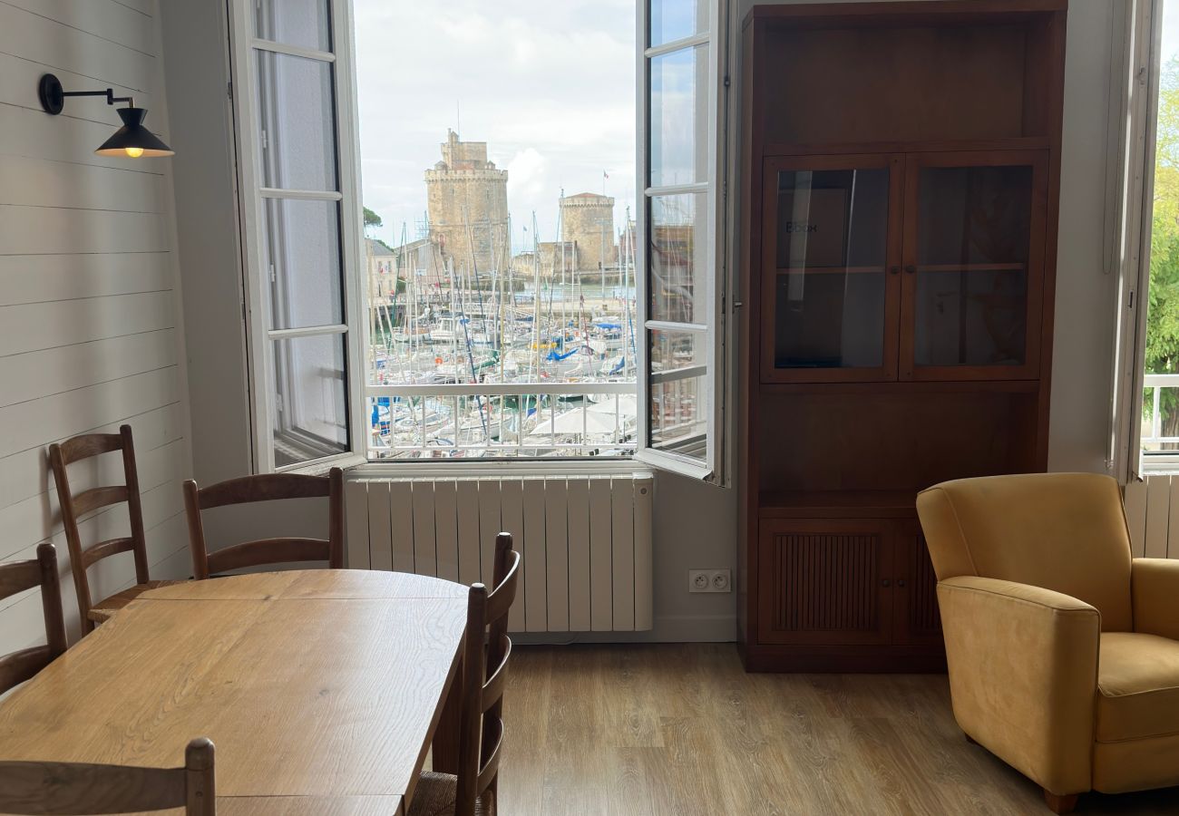 Apartment in La Rochelle - Valin 1, centre ville, face au port, LR105