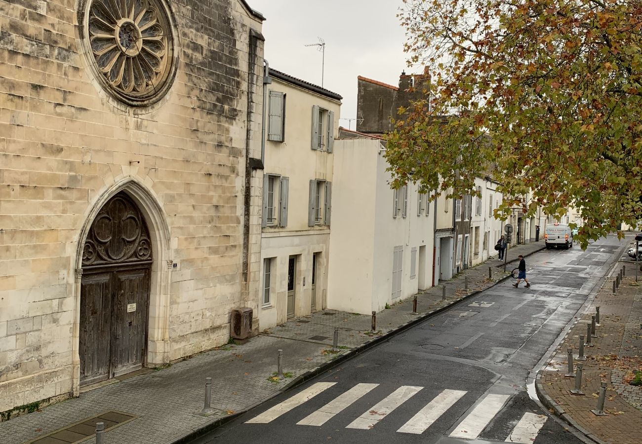 Apartment in La Rochelle - Le buffeterie, centre ville, LR148