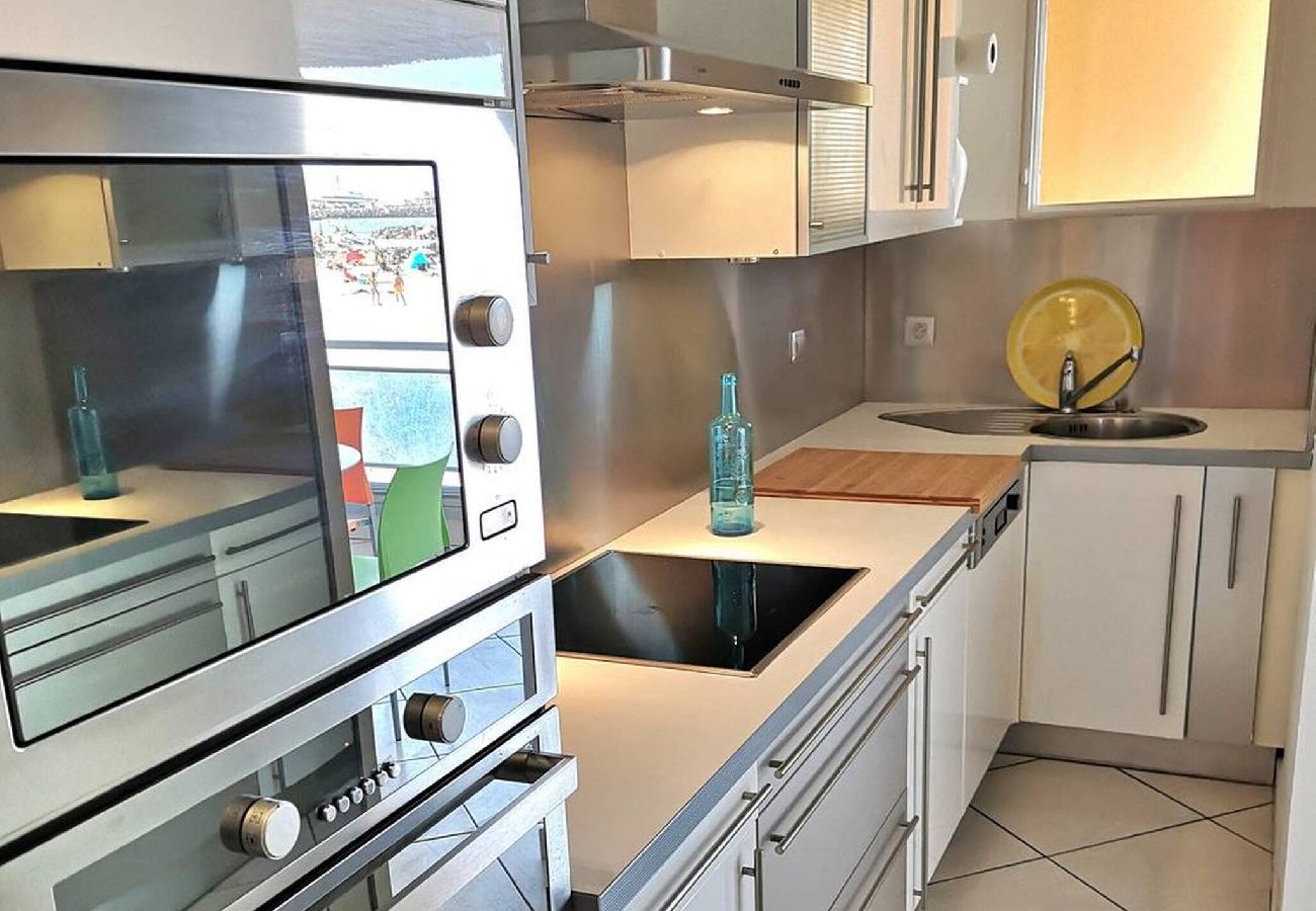Apartment in Palavas-les-Flots - Première ligne, t2 cabine pour 4 N123 