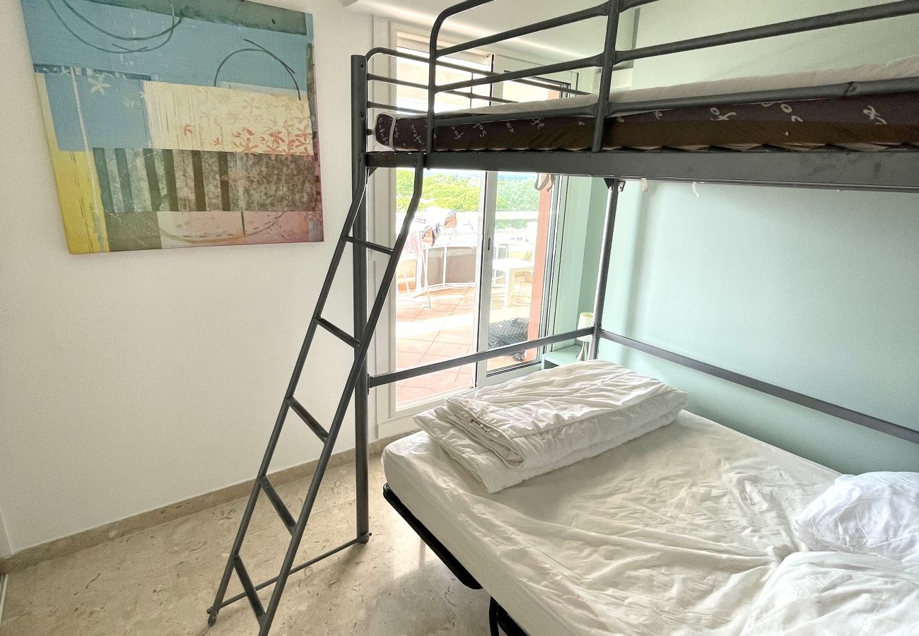 Apartment in La Grande-Motte - Résidence avec piscine, t4 pour 6 N113