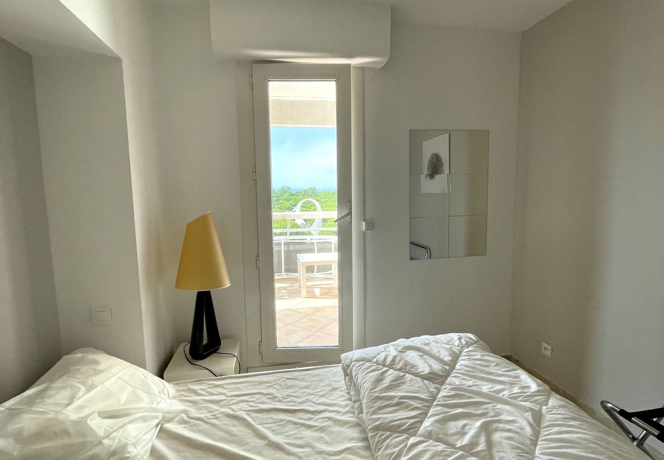 Apartment in La Grande-Motte - Résidence avec piscine, t4 pour 6 N113