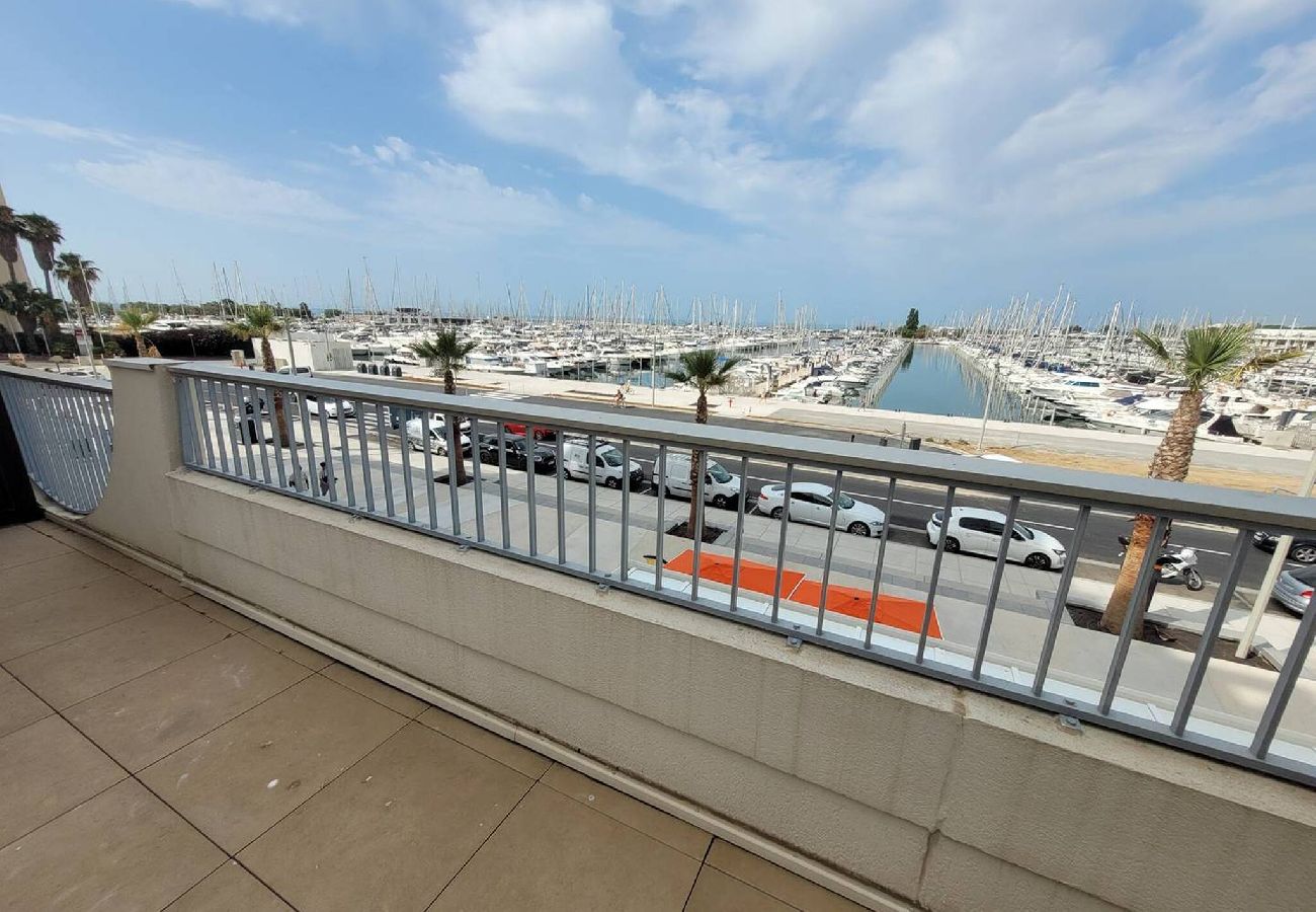Apartment in La Grande-Motte - Quartier du port, t4 pour 8 personnes N12