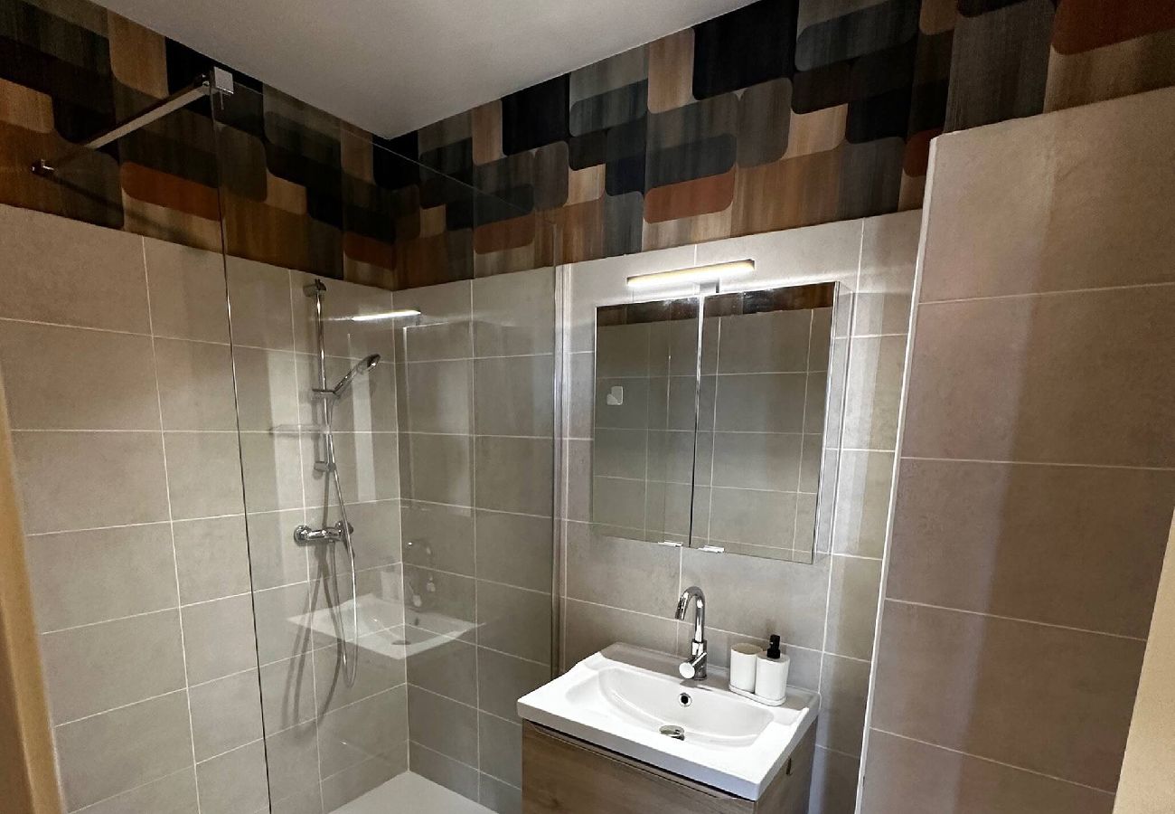 Studio in La Grande-Motte - Coeur de ville, studio avec parking N73 