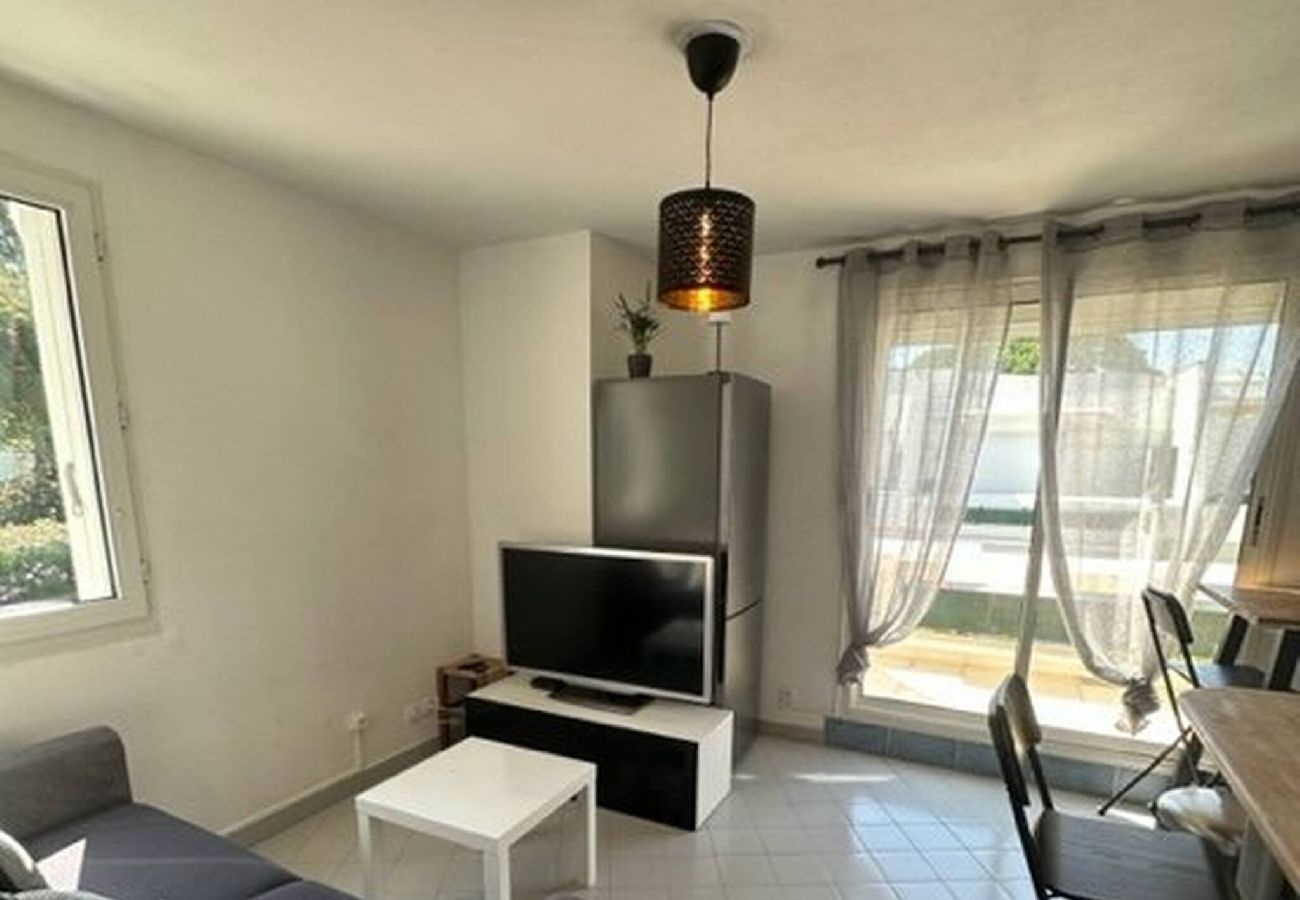 Apartment in La Grande-Motte - Secteur Golf, t2 pour 4 personnes N52 