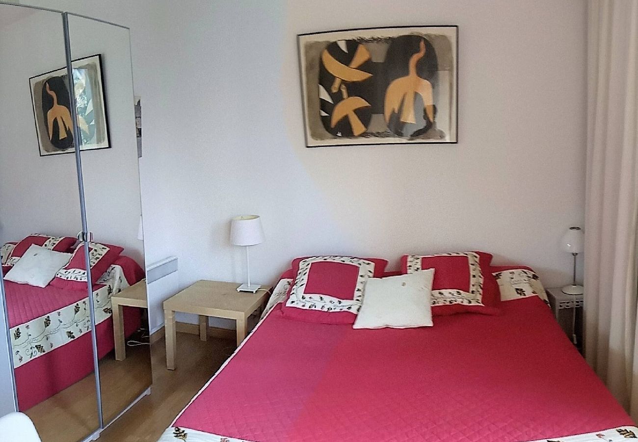 Apartment in La Grande-Motte - Coeur de ville, t2 pour 4 N13 