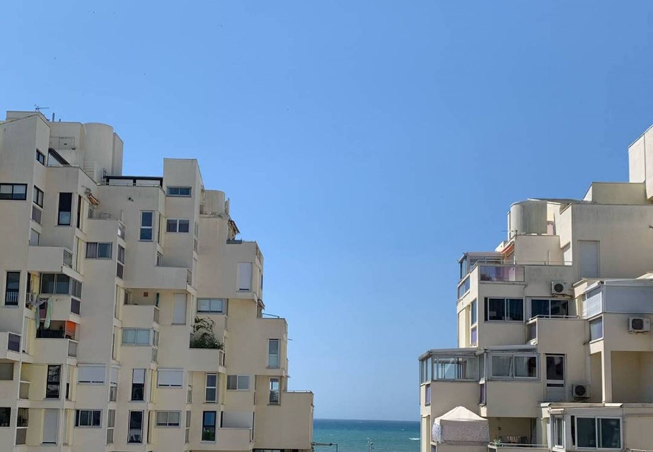 Apartment in La Grande-Motte - Coeur de ville, t3 pour 6 personnes N07  