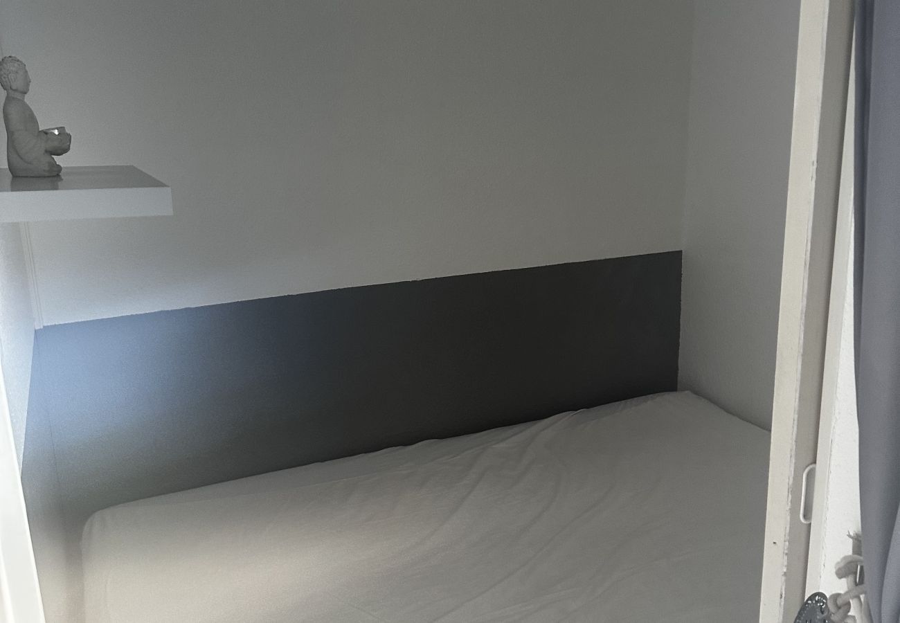 Apartamento en La Grande-Motte - Appartement pour 4, piscine et parking N75