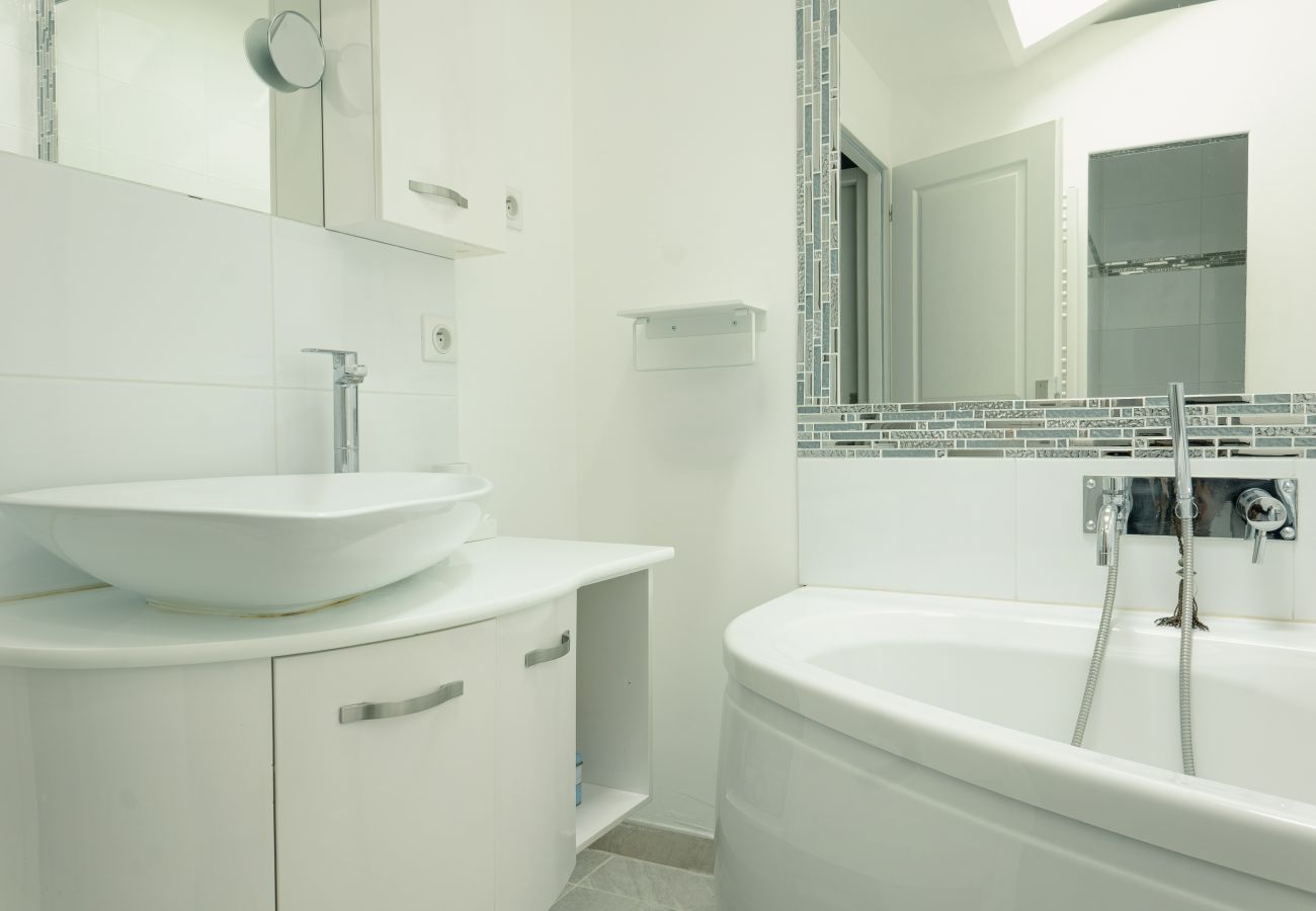 Maison à La Rochelle - L'Armada, proche gare et centre, LR139