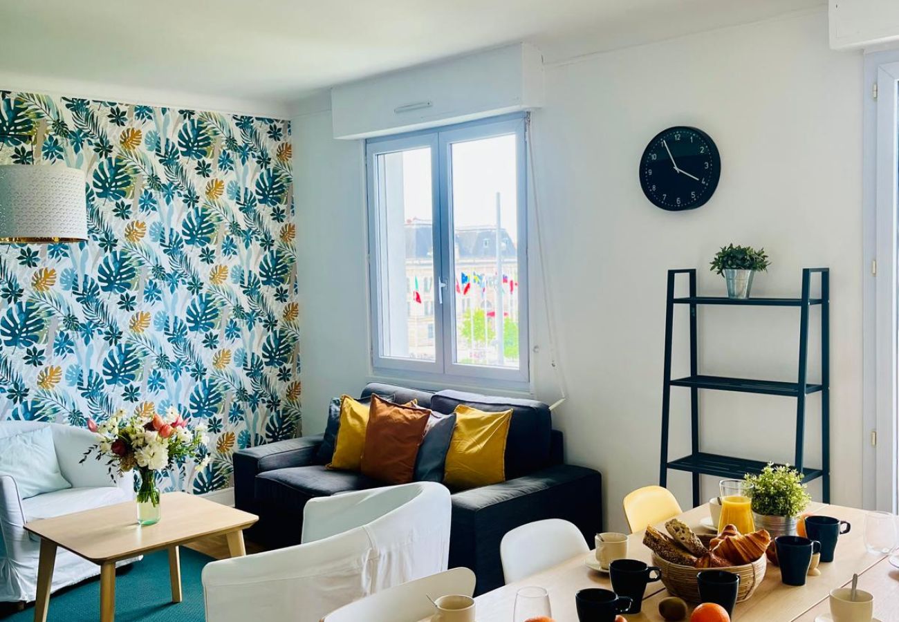 Chambres d'hôtes à La Rochelle - Centre ville, chambre à louer en colocation