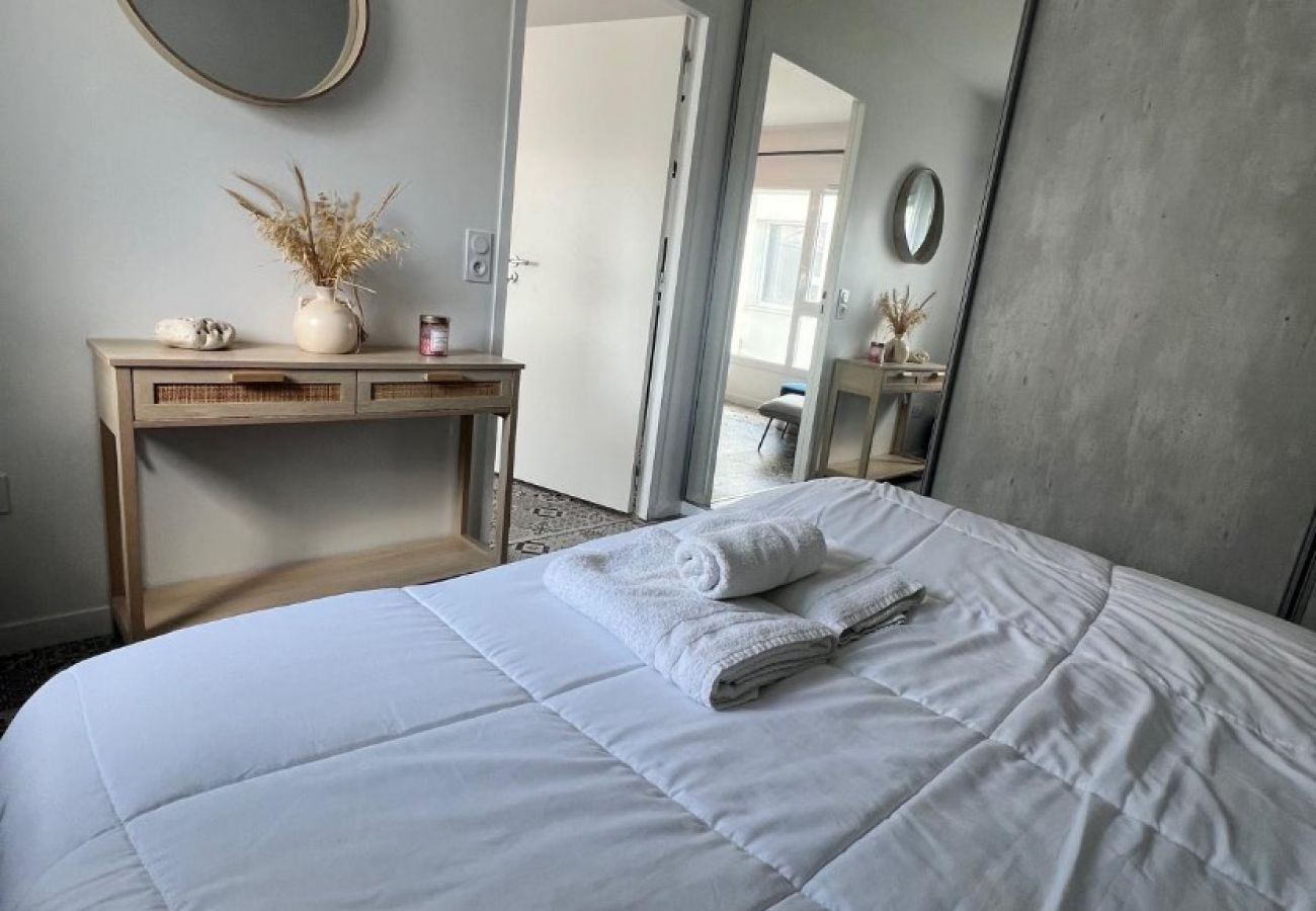 Appartement à La Rochelle - La tour carrée, t2 avec parking