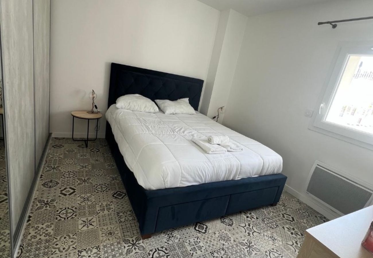 Appartement à La Rochelle - La tour carrée, t2 avec parking