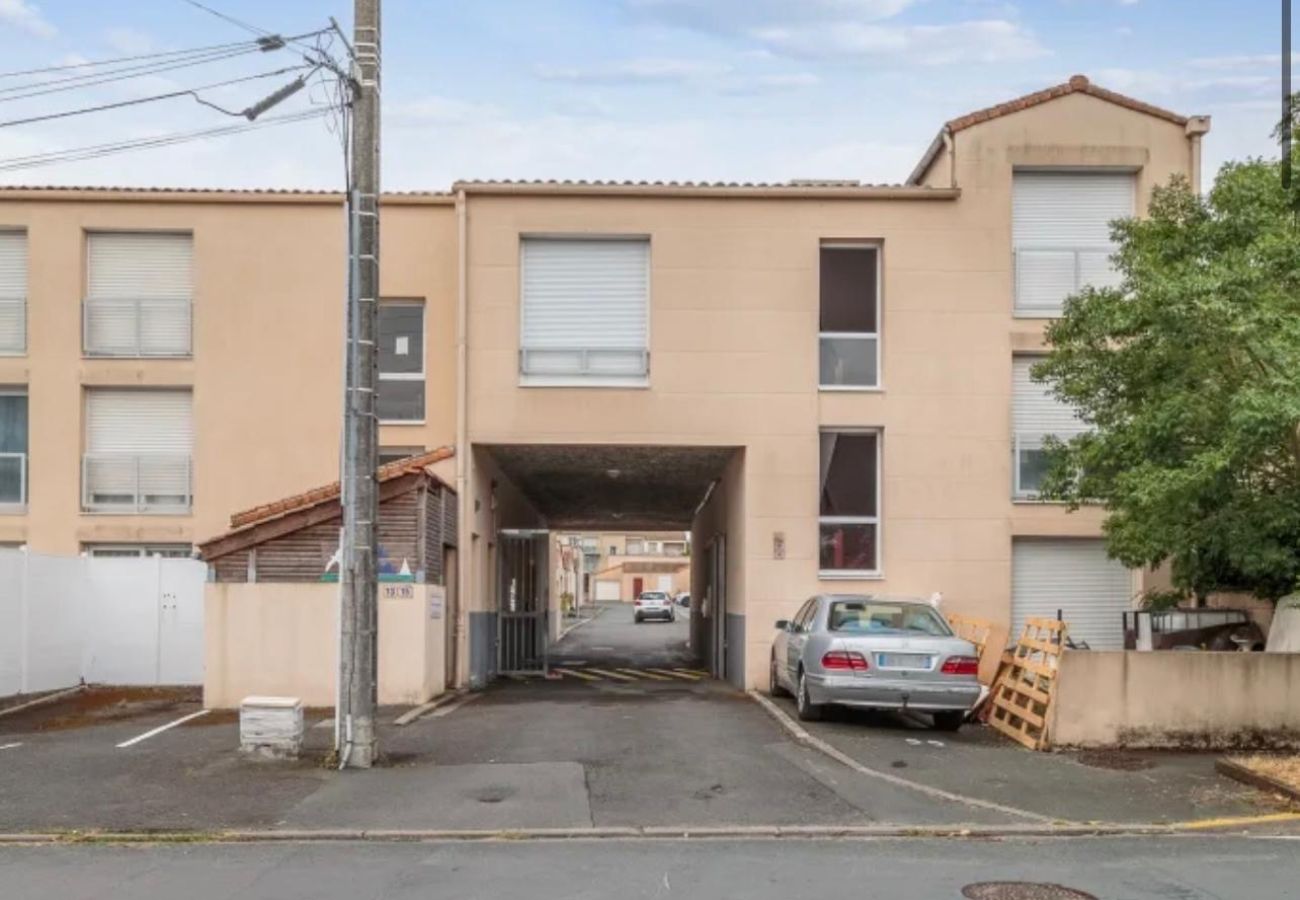 Appartement à La Rochelle - Appartement t2 4 couchages et parking