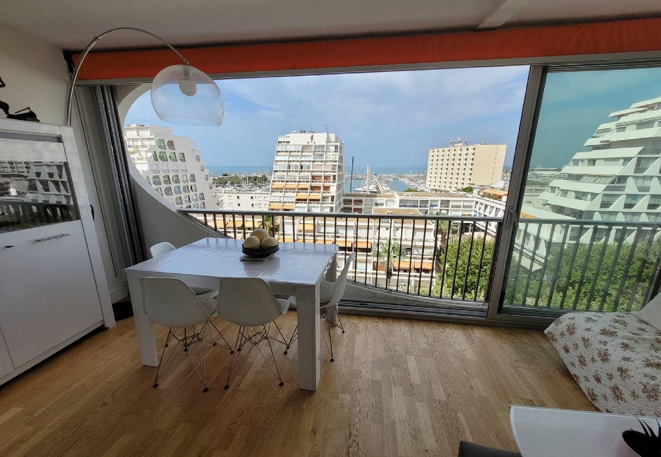 Appartement à La Grande-Motte - Coeur de ville, t2 cabine pour 4 N127