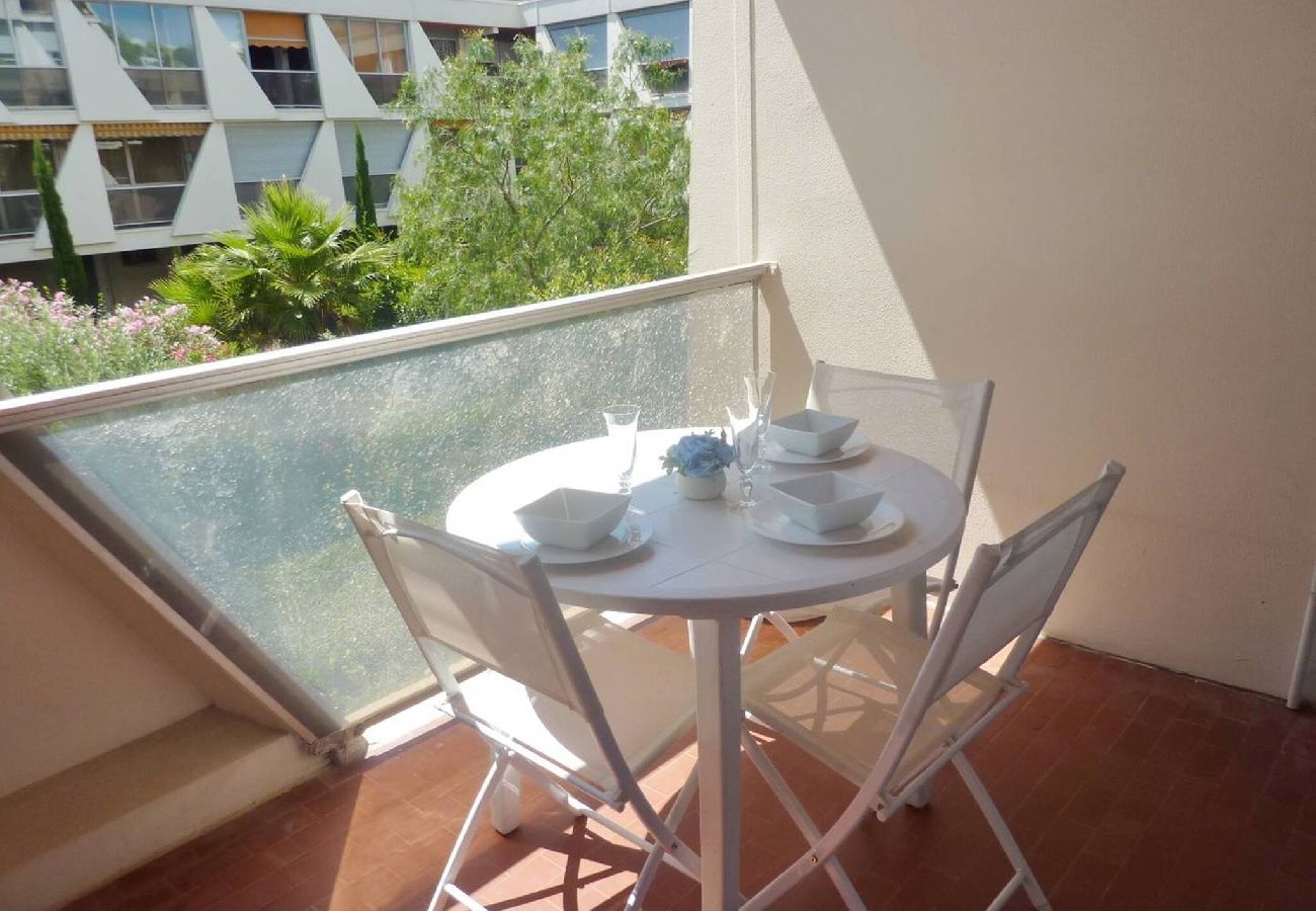 Appartement à La Grande-Motte - Coeur de ville, t2 pour 4 N13 