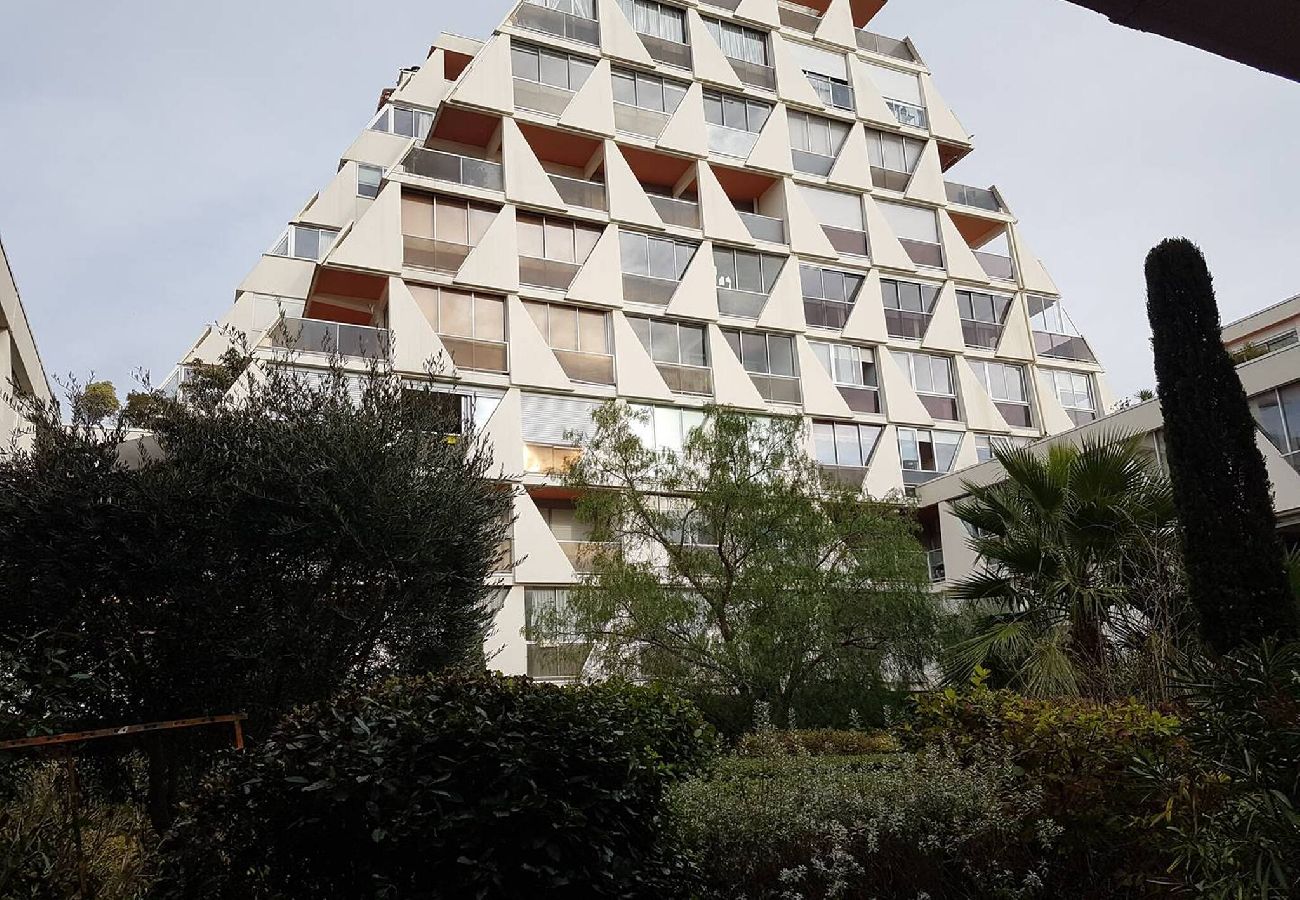 Appartement à La Grande-Motte - Coeur de ville, t2 pour 4 N13 