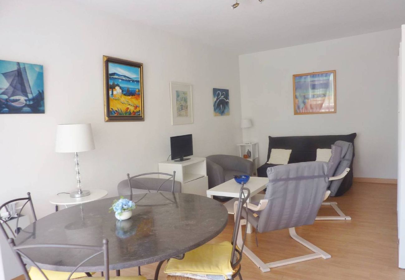 Appartement à La Grande-Motte - Coeur de ville, t2 pour 4 N13 