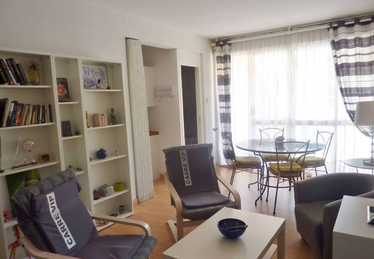 Appartement à La Grande-Motte - Coeur de ville, t2 pour 4 N13 