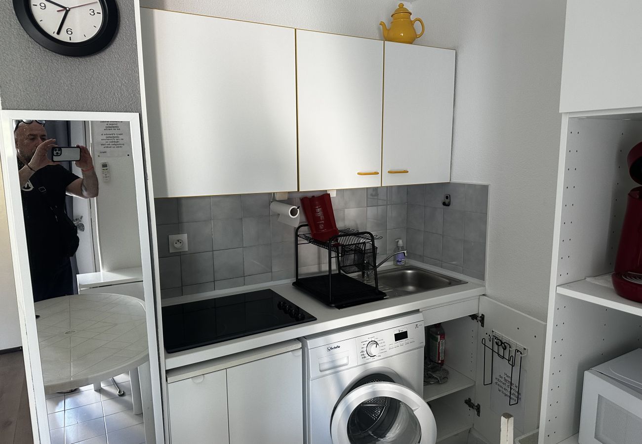 Appartement à La Grande-Motte - Appartement pour 4, piscine et parking N75